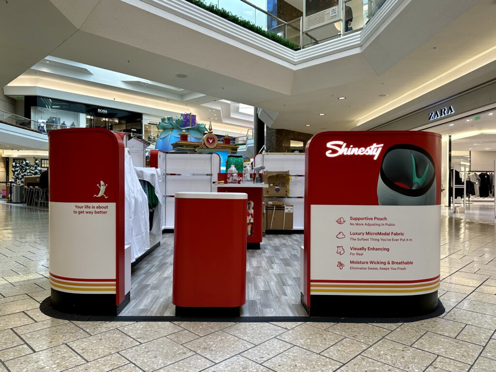 Mile-High-graphics-Shinesty-Mall-Kiosk-125298-Image-1