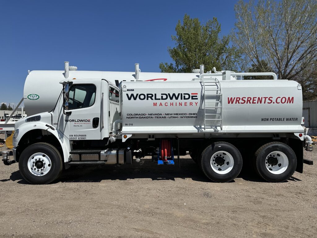 Mile-high-graphics-worldwide-rental-services-truck-graphics-image-1