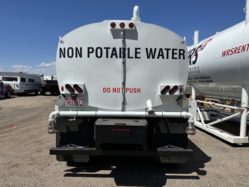 Mile-high-graphics-worldwide-rental-services-truck-graphics-image-2