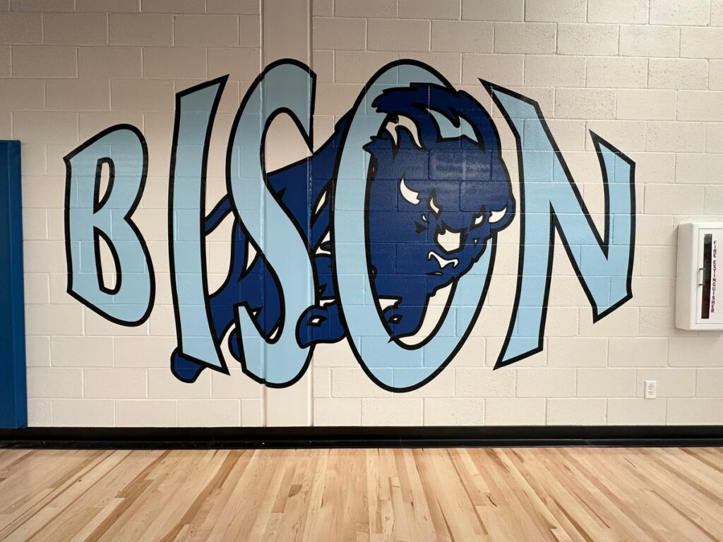 Mile-high-graphics-high-plains-school-gym-graphics-image-6