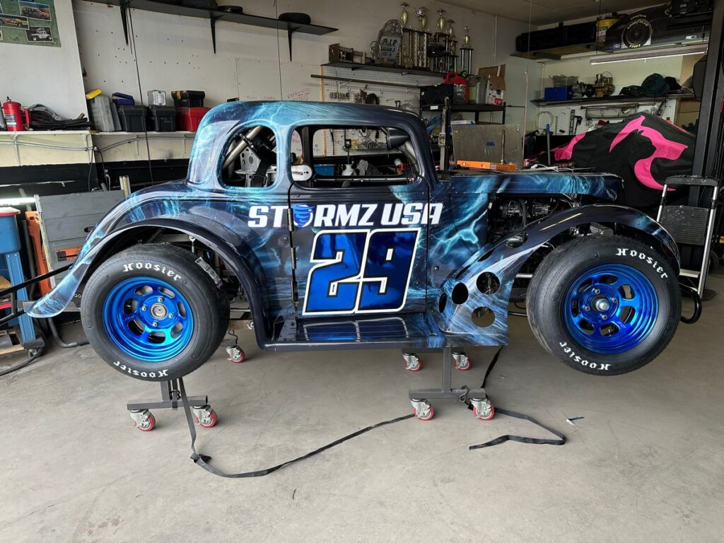 mile-high-graphics-stormz-race-car-wrap-image-1